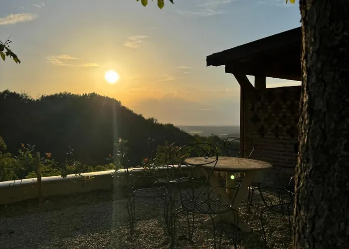 Cascina Del Merlo Vila